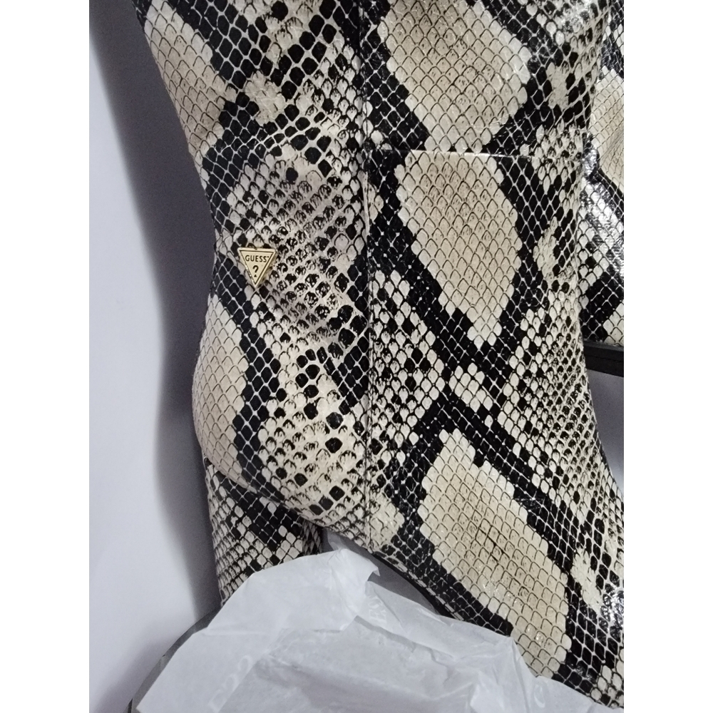 (W) Guess Snake Print Chunky Heel - Picture 6 of 10